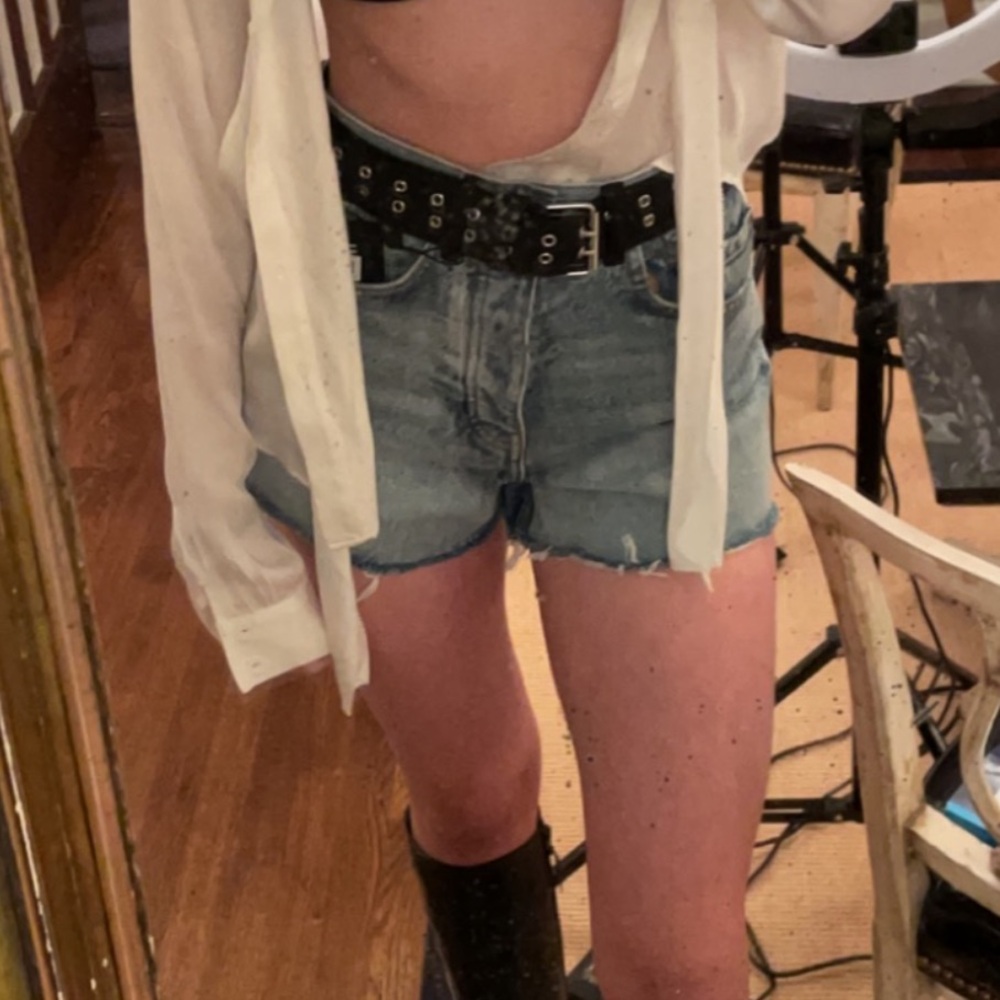 NWT The Kooples Jeans Denim Short with Eyelets Belt - Picture 7 of 11